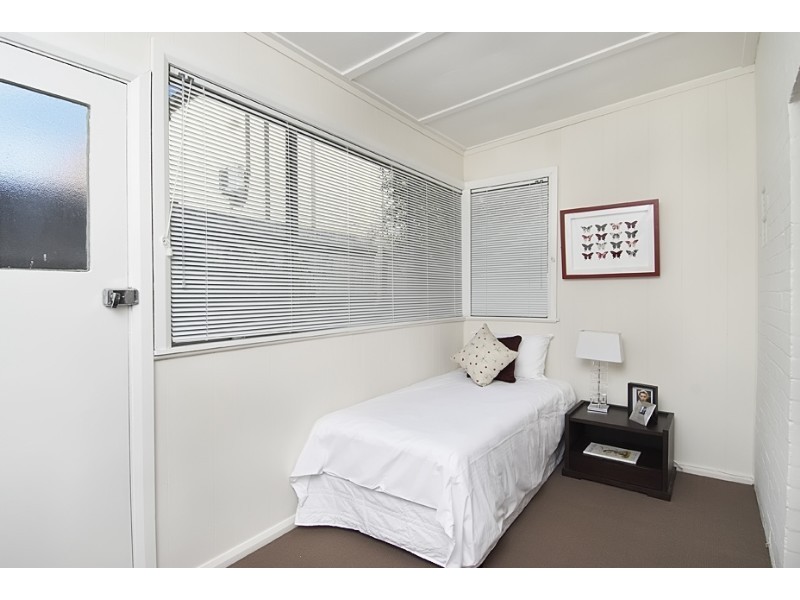 1 Marcia Avenue, Hurlstone Park NSW 2193