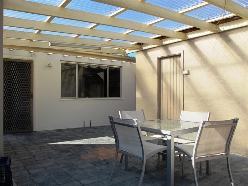 24 Fricourt Avenue, Earlwood NSW 2206