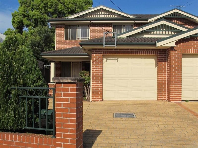17 Short Street, Canterbury NSW 2193