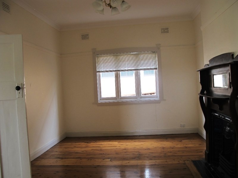 8 Etela Street, Belmore NSW 2192