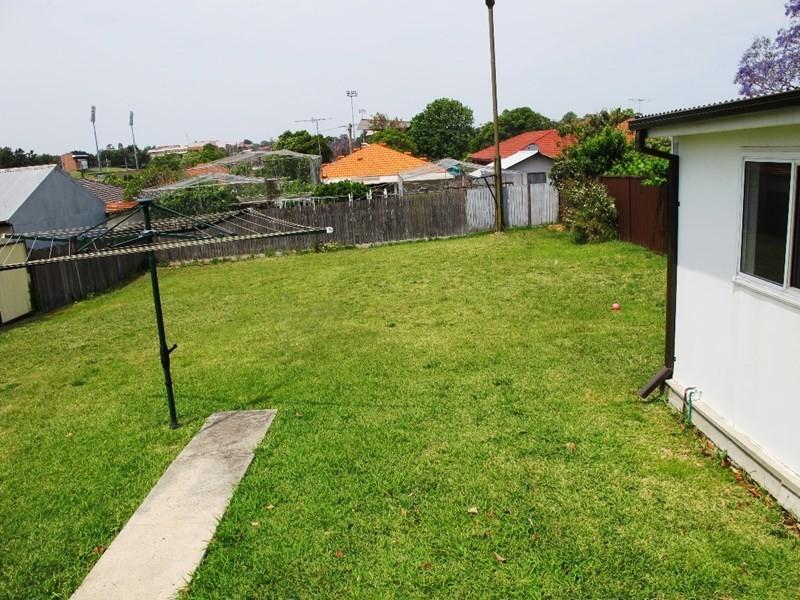 8 Etela Street, Belmore NSW 2192