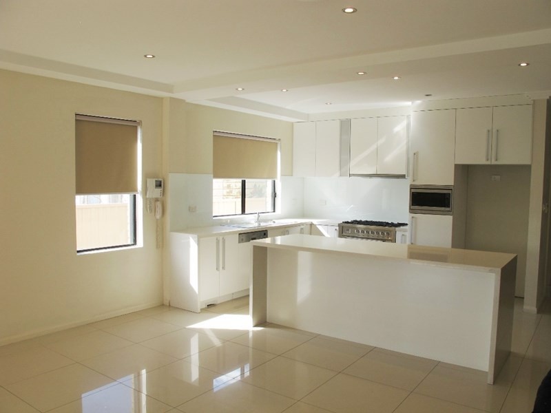 11A Bower Street, Roselands NSW 2196