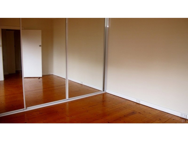 23 Beaconsfield Avenue, Kingsgrove NSW 2208