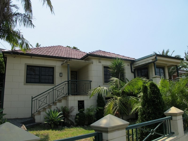 43 Richard Avenue, Earlwood NSW 2206