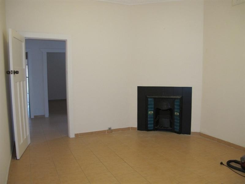 102 Wardell Road, Earlwood NSW 2206