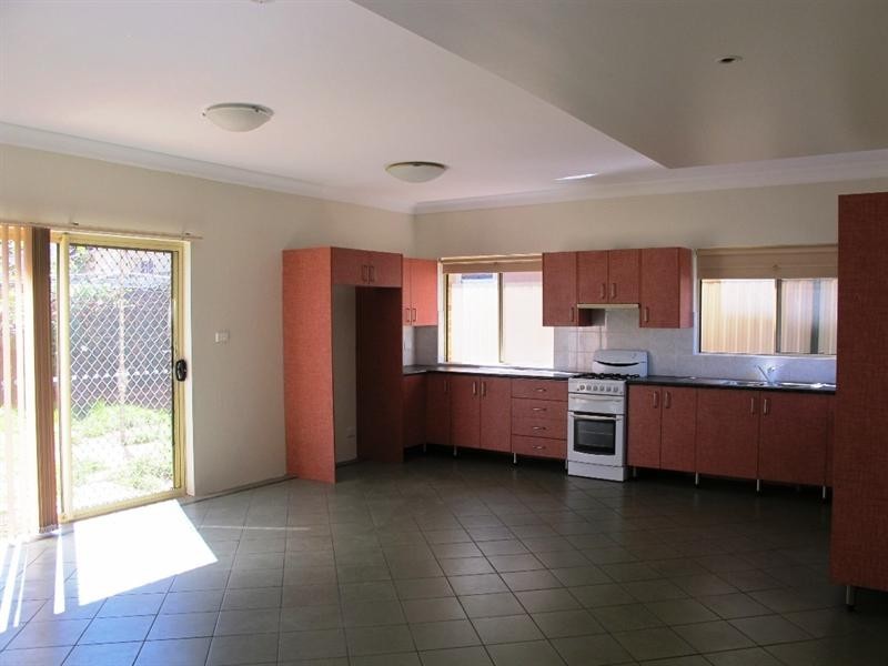 1/27 Northcote Street, Canterbury NSW 2193