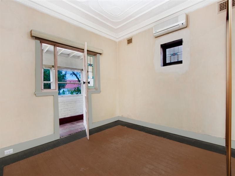 31 Cressy Street, Canterbury NSW 2193