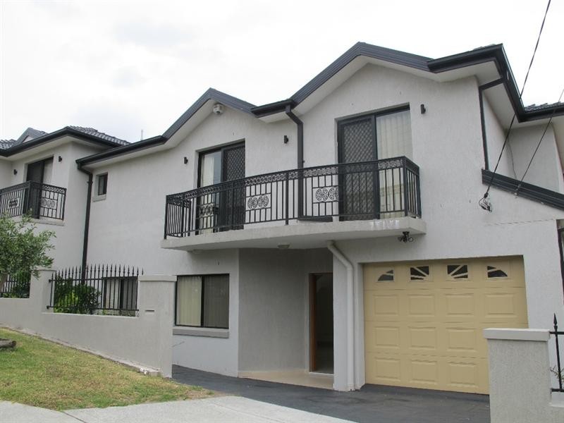 35A Caroline Street, Earlwood NSW 2206