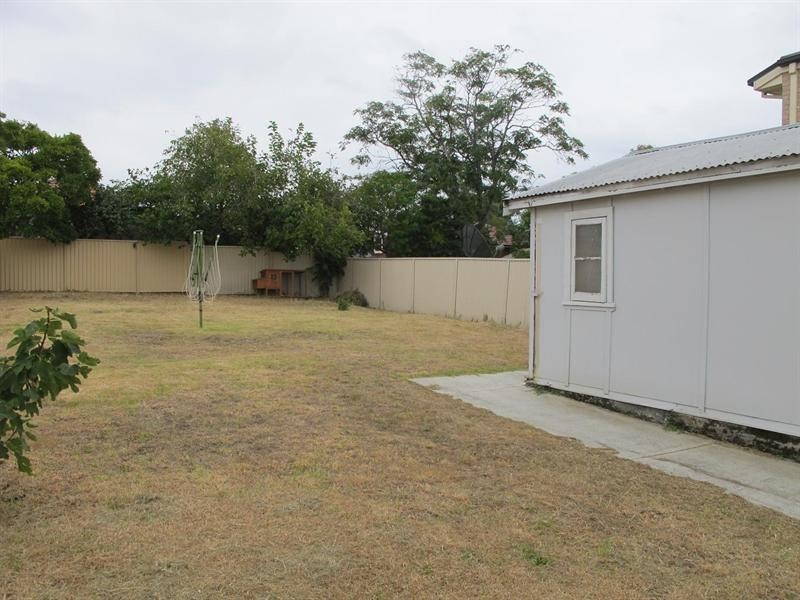 30 Flinders Road, Earlwood NSW 2206