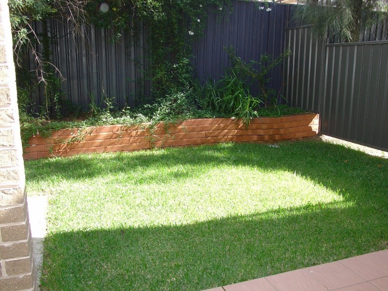 18 John Marie Place, Roselands NSW 2196