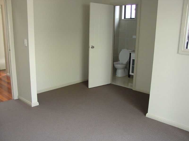 18 John Marie Place, Roselands NSW 2196