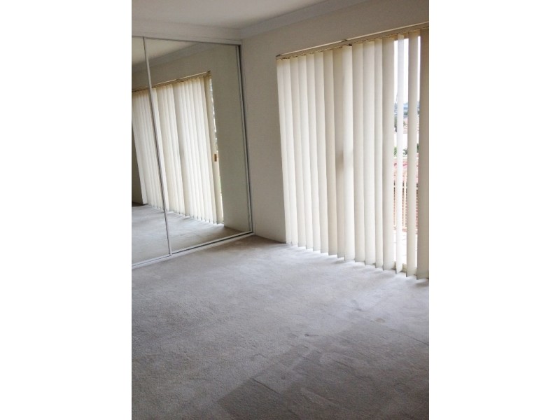 2/30 Cooks Avenue, Canterbury NSW 2193