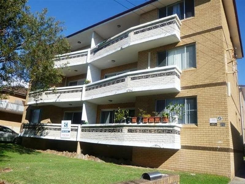 1/5 Taylor Street, Lakemba NSW 2195