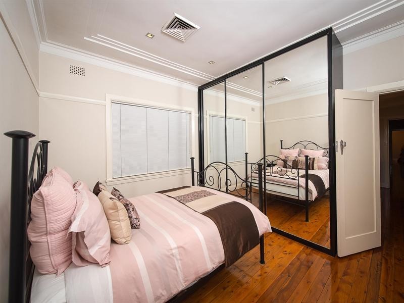 3 Richard Avenue, Earlwood NSW 2206