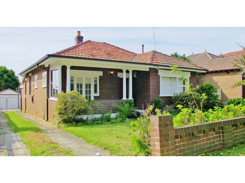 9 Dawson Avenue, Earlwood NSW 2206