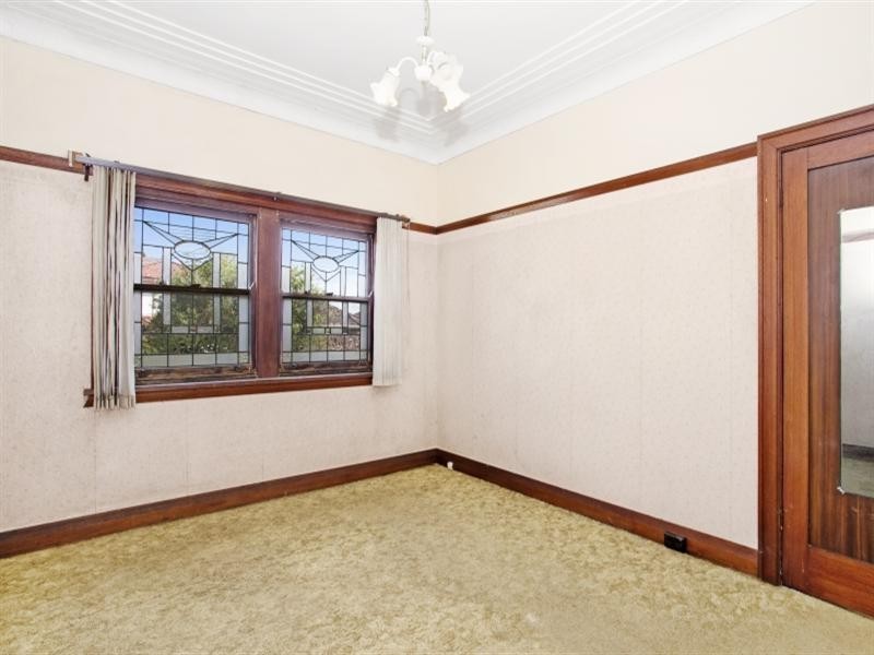 16 Charleston Avenue, Earlwood NSW 2206