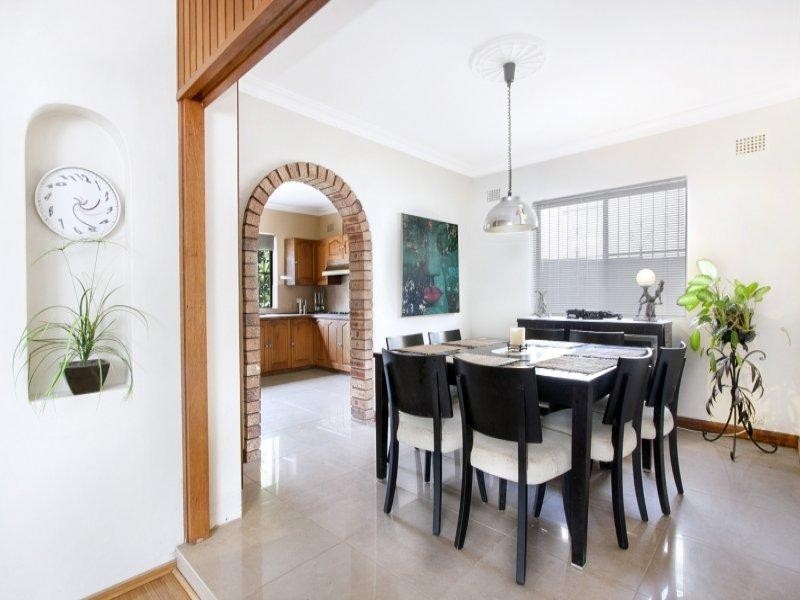 12 Frost Street, Earlwood NSW 2206