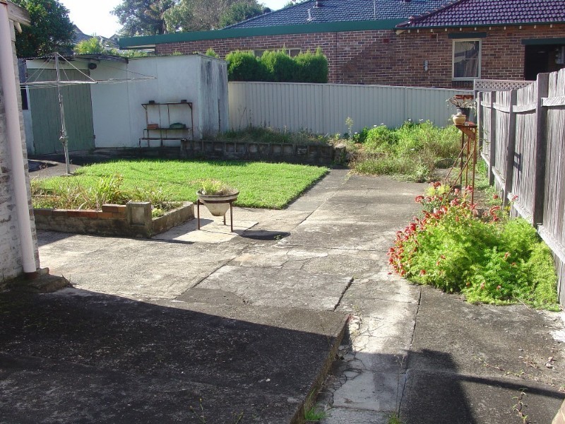 6 Morgan Street, Earlwood NSW 2206