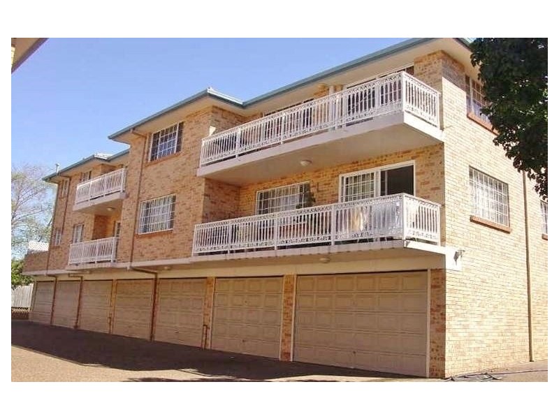 17/121 Riverview Road, Earlwood NSW 2206