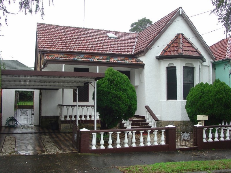 107 Warren Road, Marrickville NSW 2204