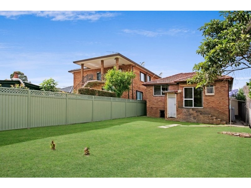 7A Dunkirk Avenue, Kingsgrove NSW 2208