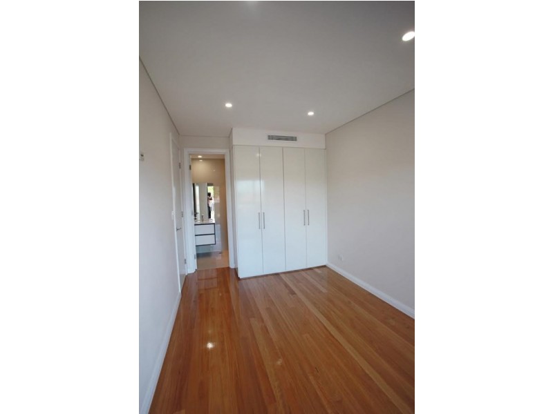 8/22 Clarke Street, Earlwood NSW 2206