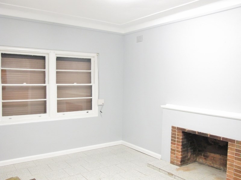 1 Price Avenue, Belmore NSW 2192