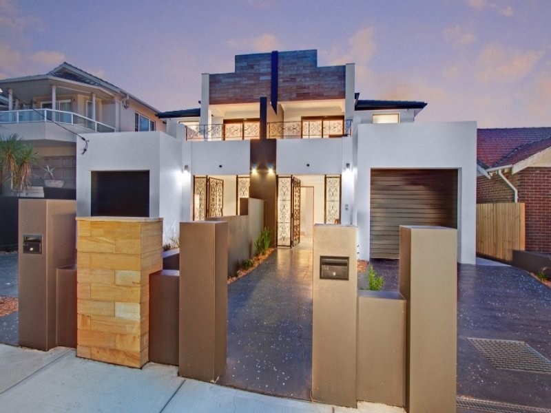 17 Collingwood Avenue, Earlwood NSW 2206