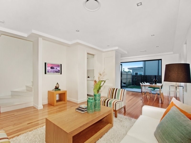 17 Collingwood Avenue, Earlwood NSW 2206