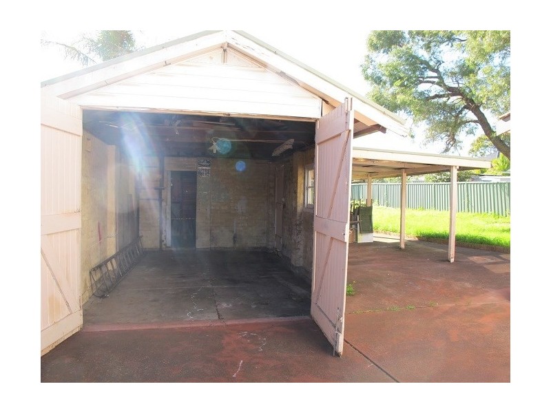 22 McCallum Street, Roselands NSW 2196