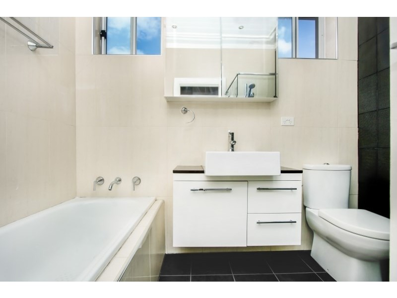 3 Narani Crescent, Earlwood NSW 2206