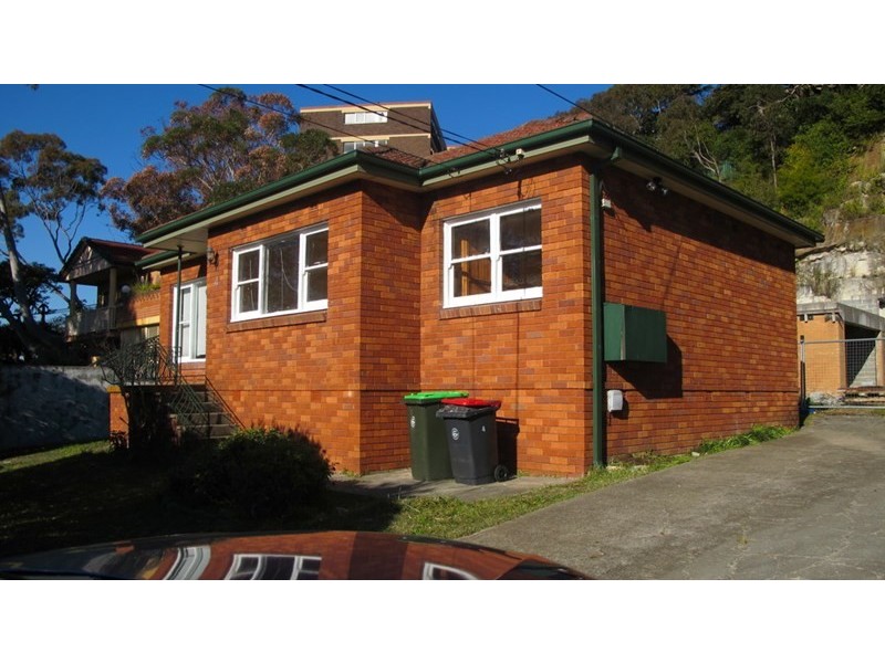 4 Macquarie Road, Earlwood NSW 2206