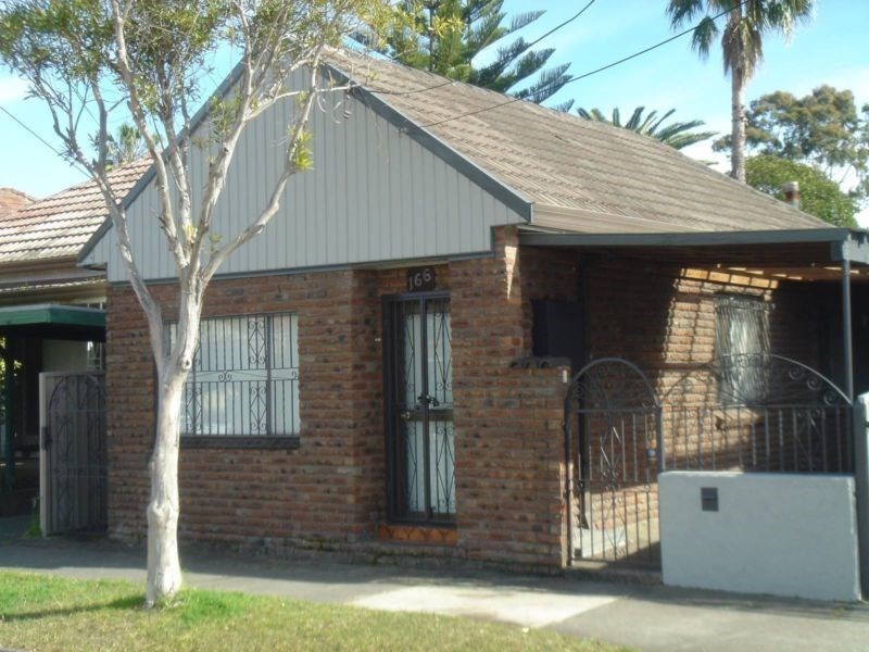 166 Brighton Avenue, Campsie NSW 2194