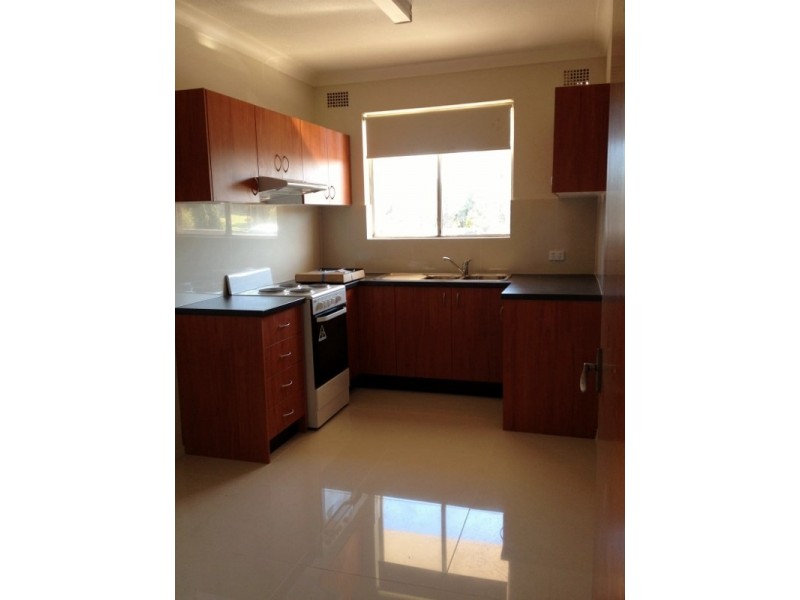 3/3 Seventh Avenue, Campsie NSW 2194