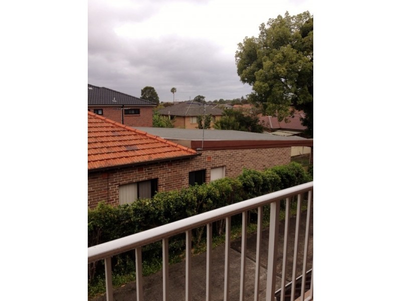 1/32 Gillies Street, Lakemba NSW 2195