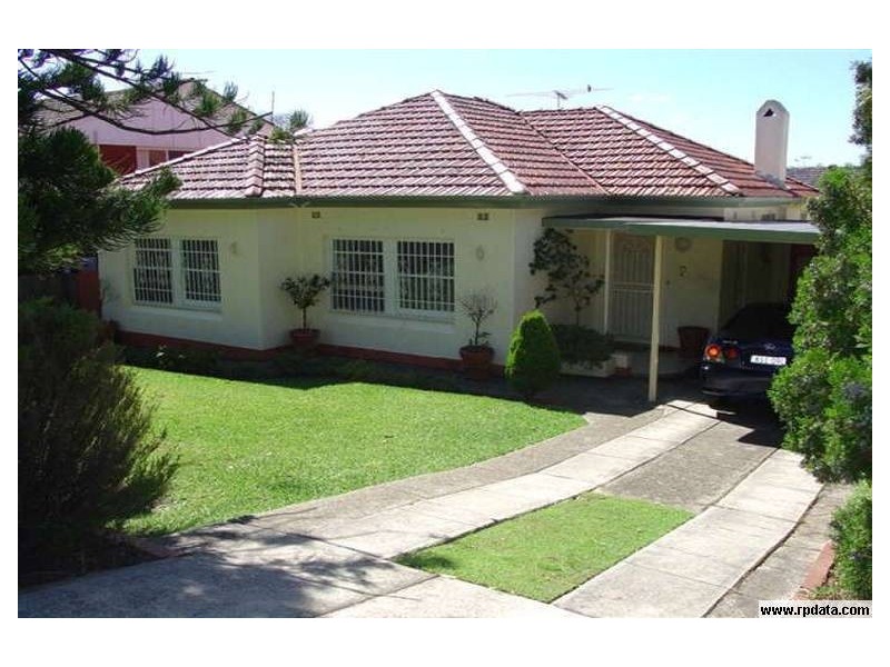 9 Watkin Avenue, Earlwood NSW 2206