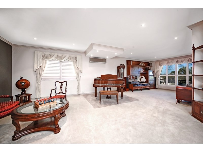 7 Poole Street, Kingsgrove NSW 2208