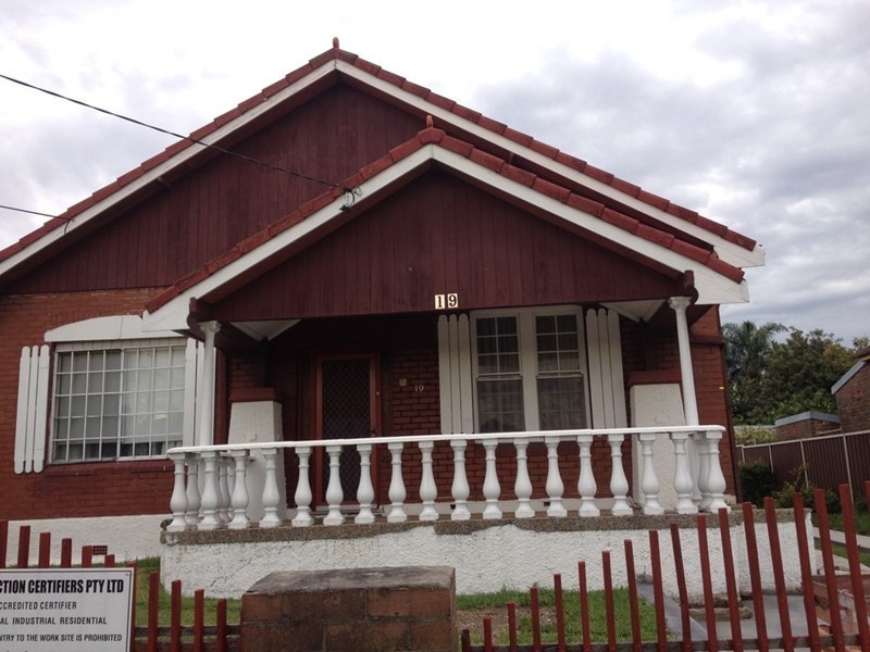 19 Robertson Street, Campsie NSW 2194