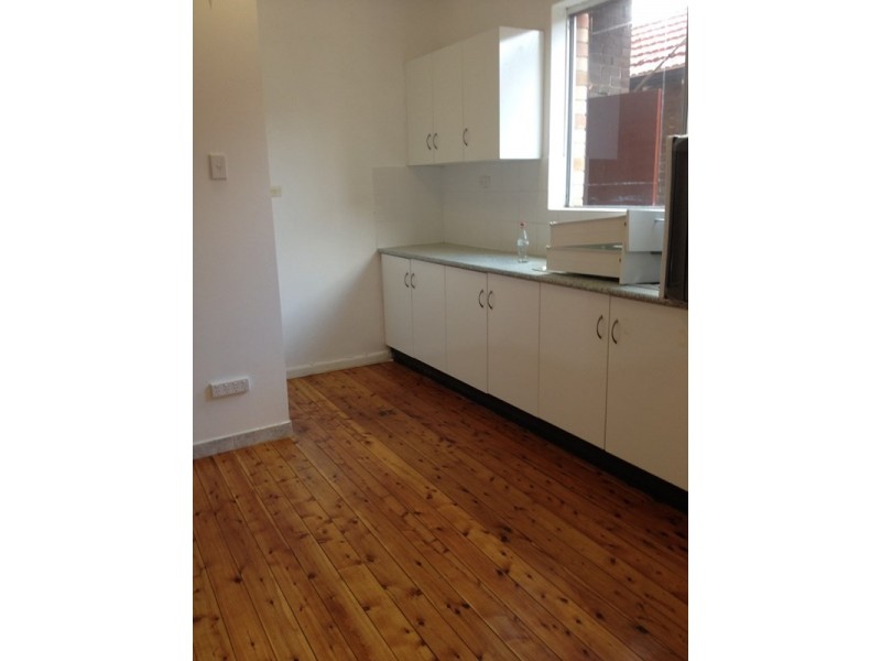 2/102 Canterbury Road, Canterbury NSW 2193