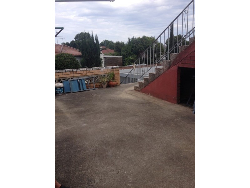 2/102 Canterbury Road, Canterbury NSW 2193