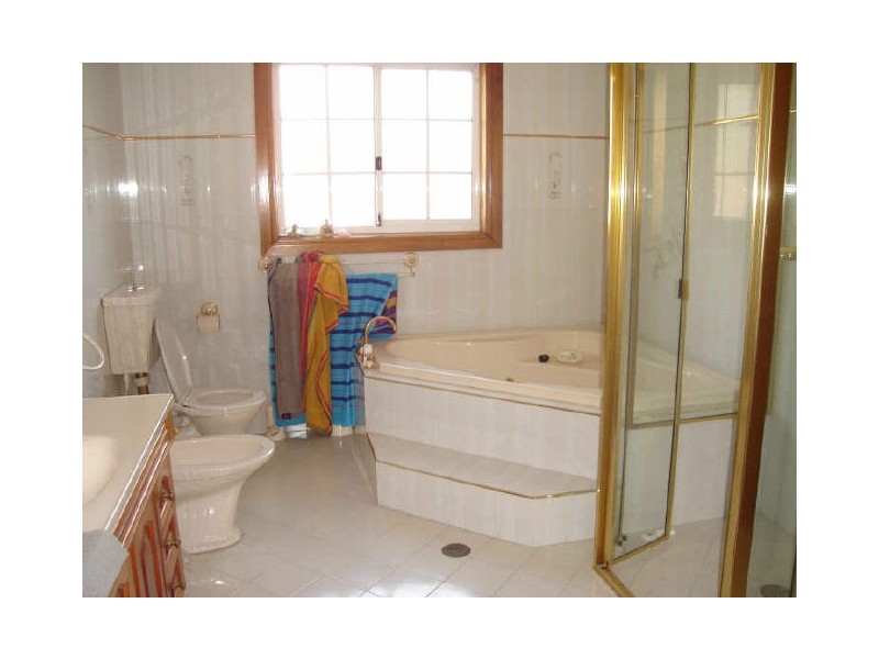 15 Highcliffe Road, Earlwood NSW 2206