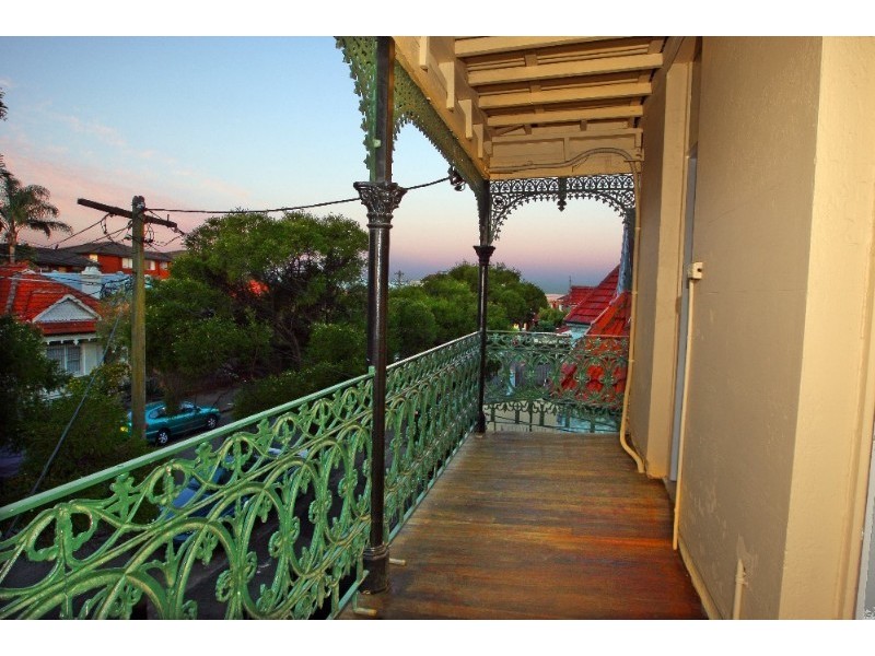 8 Woodland Street, Marrickville NSW 2204