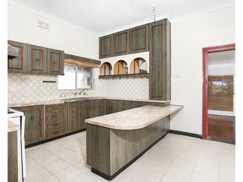 78 Minnamorra Avenue, Earlwood NSW 2206