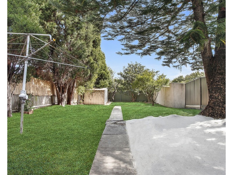 78 Minnamorra Avenue, Earlwood NSW 2206