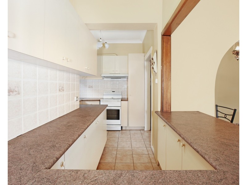 10 Fleet Avenue, Earlwood NSW 2206