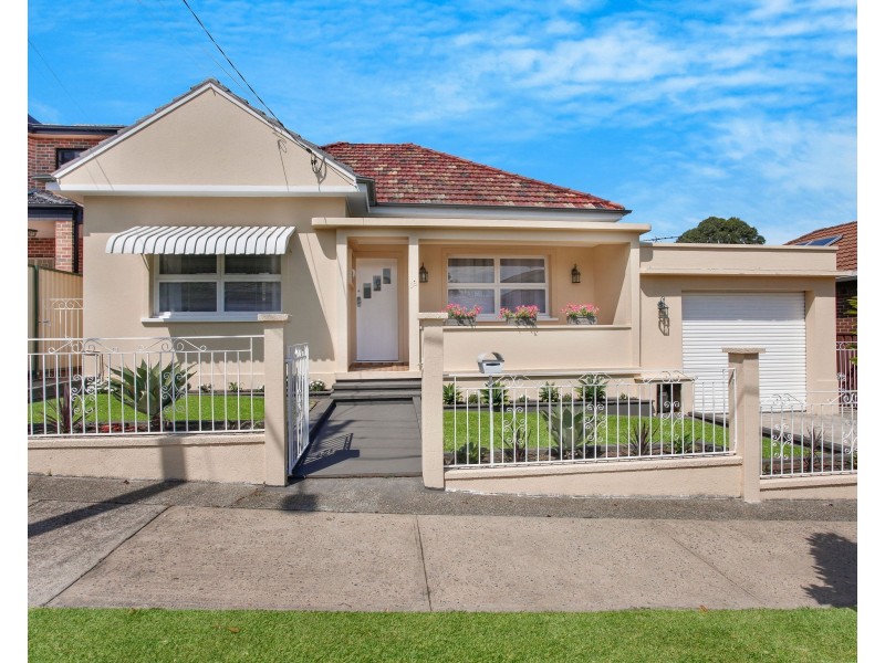 38 Chelmsford Avenue, Belmore NSW 2192