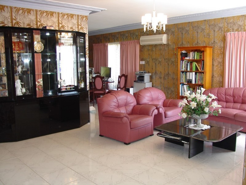 3 Polygon Crescent, Earlwood NSW 2206