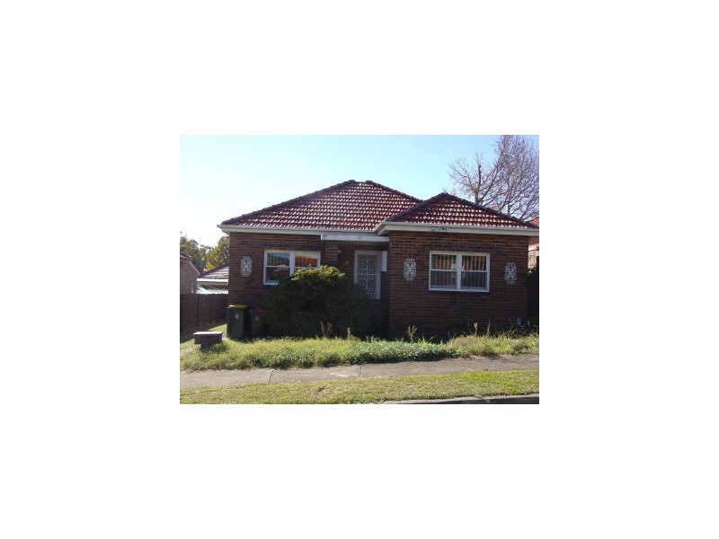 13 Hansen Avenue, Earlwood NSW 2206