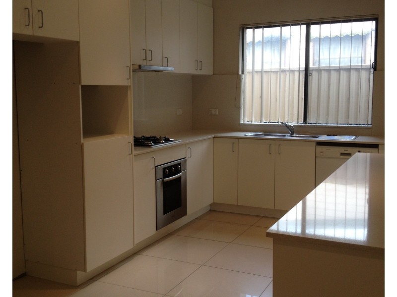 13 Bower Street, Roselands NSW 2196