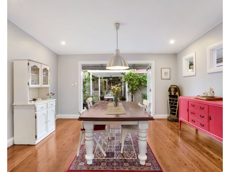 15 Rosemeath Avenue, Kingsgrove NSW 2208